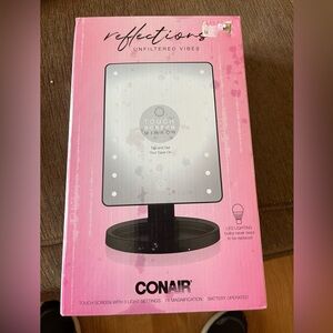 New‎ CONAIR LED Mirror,